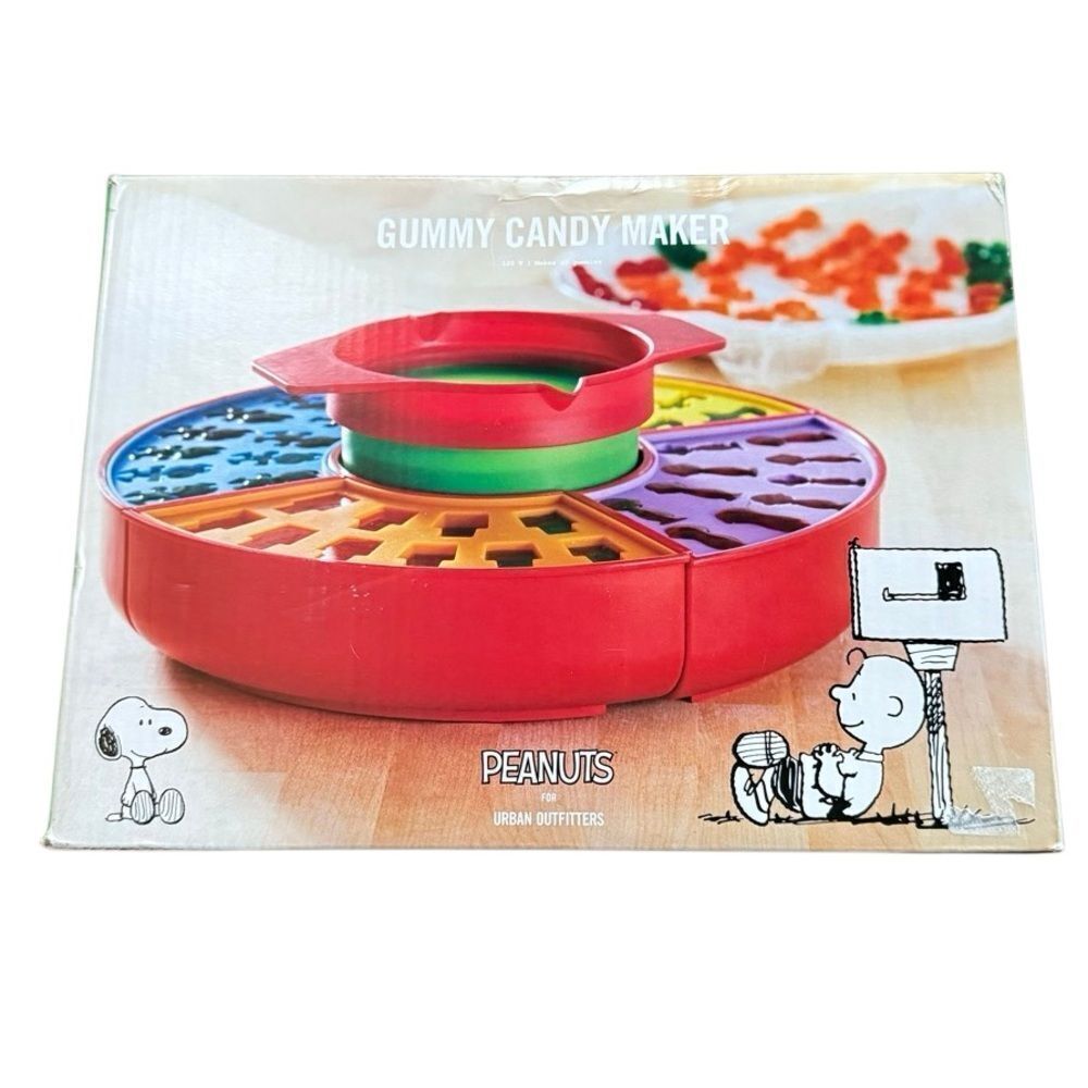 Peanuts Urban Outfitters Gummy Candy Maker NIB